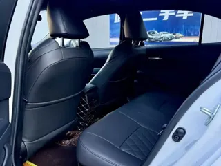 Toyota Levin 2023 купить из Китая, цена 1 565 000 ₽ — Suifenhe Auto