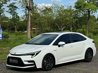 Toyota Levin 2024 купить из Китая, цена 1 827 000 ₽ — Suifenhe Auto