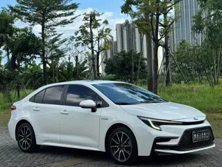 Toyota Levin 2024 купить из Китая, цена 1 827 000 ₽ — Suifenhe Auto