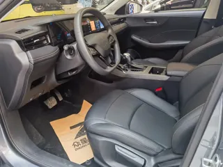 Roewe i5 2025 купить из Китая, цена 1 306 000 ₽ — Suifenhe Auto