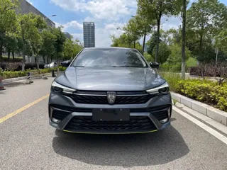 Roewe i5 2022 купить из Китая, цена 981 000 ₽ — Suifenhe Auto