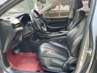 Roewe i5 2022 купить из Китая, цена 981 000 ₽ — Suifenhe Auto