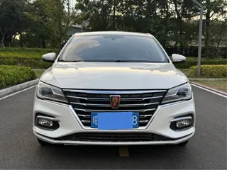 Roewe i5 2020 купить из Китая, цена 1 009 000 ₽ — Suifenhe Auto