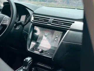 Roewe i5 2019 купить из Китая, цена 1 029 000 ₽ — Suifenhe Auto