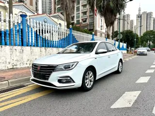 Roewe i5 2019 купить из Китая, цена 1 029 000 ₽ — Suifenhe Auto