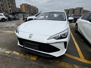 Roewe i5 2025 купить из Китая, цена 1 095 000 ₽ — Suifenhe Auto