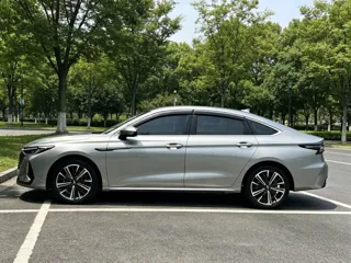 Chery Arrizo 8 2025 купить из Китая, цена 2 691 000 ₽ — Suifenhe Auto