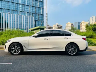 BMW i3 2023 купить из Китая, цена 4 782 000 ₽ — Suifenhe Auto