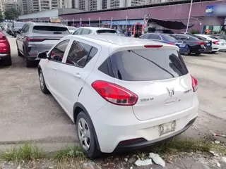Baojun 310 2020 купить из Китая, цена 939 000 ₽ — Suifenhe Auto