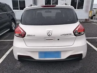 Baojun 310 2020 купить из Китая, цена 918 000 ₽ — Suifenhe Auto