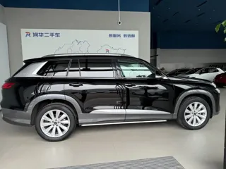 Audi Q6 2025 купить из Китая, цена 7 646 000 ₽ — Suifenhe Auto