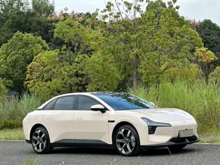 XPeng MONA M03 2025 купить из Китая, цена 3 205 000 ₽ — Suifenhe Auto