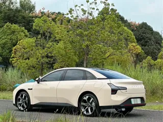 XPeng MONA M03 2025 купить из Китая, цена 3 205 000 ₽ — Suifenhe Auto