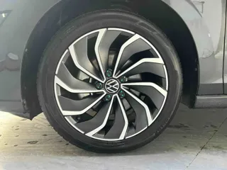 Volkswagen Golf 2024 купить из Китая, цена 2 302 000 ₽ — Suifenhe Auto
