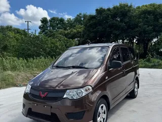 Wuling Hongguang 2018 купить из Китая, цена 999 000 ₽ — Suifenhe Auto