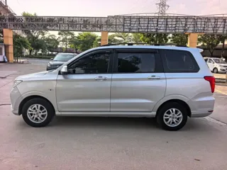 Wuling Hongguang 2018 купить из Китая, цена 1 051 000 ₽ — Suifenhe Auto