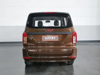 Wuling Hongguang 2020 купить из Китая, цена 1 131 000 ₽ — Suifenhe Auto