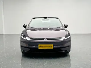 Changan Qiyuan A06 2025 купить из Китая, цена 4 006 000 ₽ — Suifenhe Auto