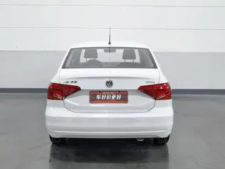 Volkswagen Jetta 2019 купить из Китая, цена 1 118 000 ₽ — Suifenhe Auto