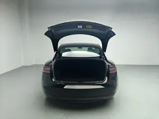 Tesla Model 3 2021 купить из Китая, цена 4 493 000 ₽ — Suifenhe Auto