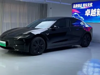 Tesla Model 3 2025