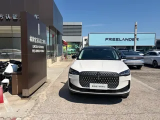 Lincoln Corsair 2026 купить из Китая, цена 5 164 000 ₽ — Suifenhe Auto