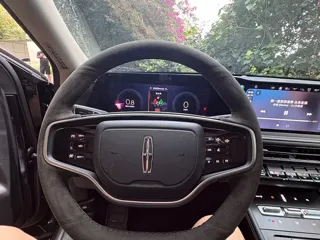 Lincoln Corsair 2025 купить из Китая, цена 4 344 000 ₽ — Suifenhe Auto