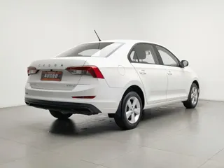 Skoda Rapid 2021 купить из Китая, цена 1 189 000 ₽ — Suifenhe Auto