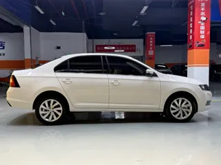 Skoda Rapid 2020 купить из Китая, цена 1 305 000 ₽ — Suifenhe Auto