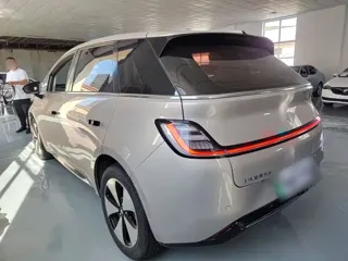Baojun Cloud 2024 купить из Китая, цена 1 563 000 ₽ — Suifenhe Auto