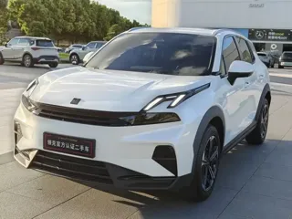 Lynk & Co 06 EM-P 2025