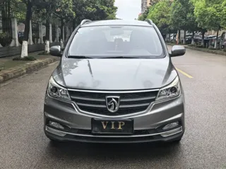 Baojun 730 2020 купить из Китая, цена 1 220 000 ₽ — Suifenhe Auto