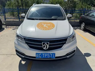 Baojun 730 2022 купить из Китая, цена 899 000 ₽ — Suifenhe Auto
