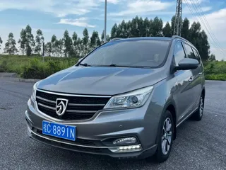 Baojun 730 2019 купить из Китая, цена 1 186 000 ₽ — Suifenhe Auto