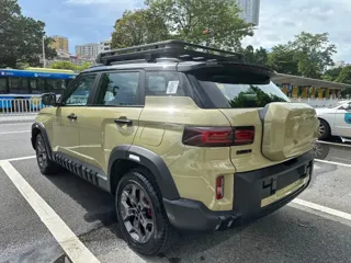 Geely Cowboy 2024 купить из Китая, цена 2 608 000 ₽ — Suifenhe Auto