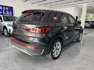 Jetta VS5 2023 купить из Китая, цена 1 576 000 ₽ — Suifenhe Auto