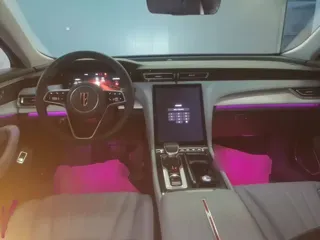 Hongqi H5 PHEV 2025 купить из Китая, цена 3 567 000 ₽ — Suifenhe Auto