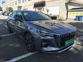 Hongqi H5 PHEV 2025 купить из Китая, цена 3 537 000 ₽ — Suifenhe Auto