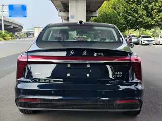 Hongqi H5 PHEV 2026 купить из Китая, цена 4 155 000 ₽ — Suifenhe Auto