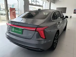 Hongqi H5 PHEV 2025 купить из Китая, цена 3 439 000 ₽ — Suifenhe Auto