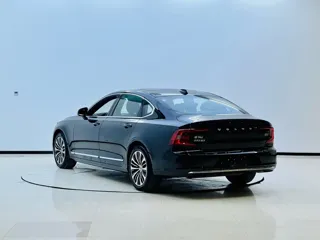 Volvo S90 2024 купить из Китая, цена 4 785 000 ₽ — Suifenhe Auto