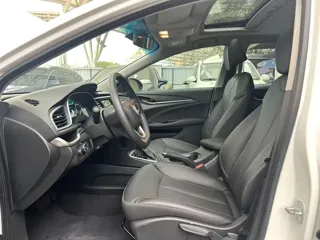 Buick Excelle GT 2022 купить из Китая, цена 1 059 000 ₽ — Suifenhe Auto