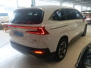 Hyundai Custo 2024 купить из Китая, цена 3 375 000 ₽ — Suifenhe Auto