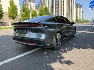 Deepal L07 2026 купить из Китая, цена 3 642 000 ₽ — Suifenhe Auto