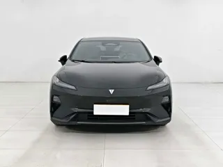 Deepal L07 2025 купить из Китая, цена 3 637 000 ₽ — Suifenhe Auto