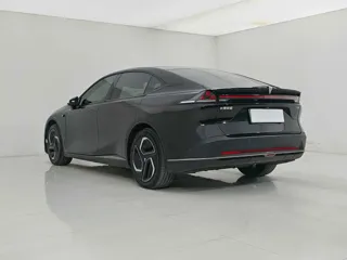 Deepal L07 2025 купить из Китая, цена 3 637 000 ₽ — Suifenhe Auto