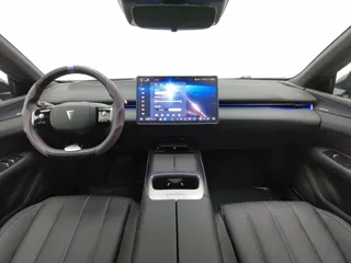 Deepal L07 2026 купить из Китая, цена 3 860 000 ₽ — Suifenhe Auto