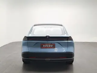 Deepal L07 2024 купить из Китая, цена 3 023 000 ₽ — Suifenhe Auto
