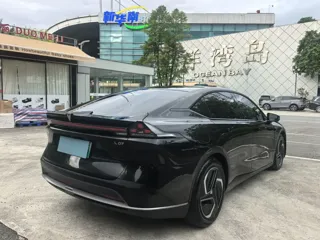 Deepal L07 2025 купить из Китая, цена 3 499 000 ₽ — Suifenhe Auto
