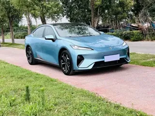 Deepal L07 2024 купить из Китая, цена 2 914 000 ₽ — Suifenhe Auto